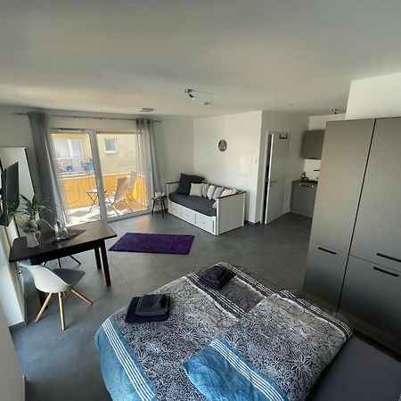 A & M Appartement Koeln Екстер'єр фото