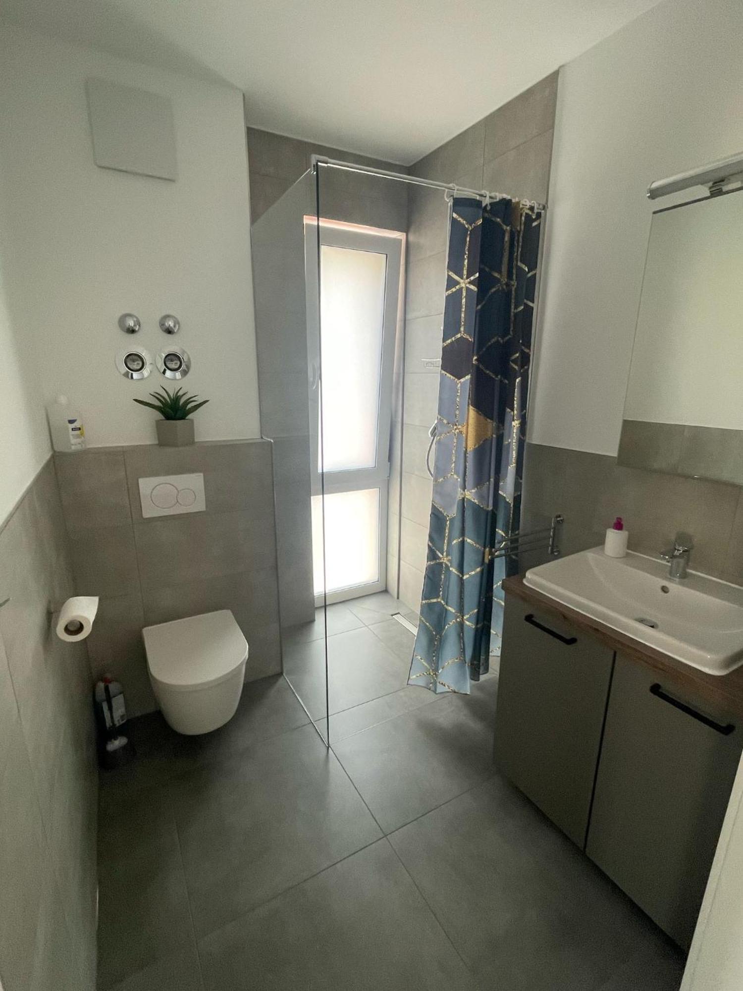 A & M Appartement Koeln Екстер'єр фото
